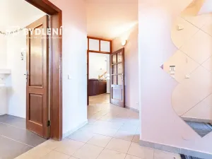 Prodej rodinného domu, Zahořany, 250 m2