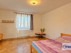 Pronájem bytu 2+1, Holice, Holubova, 64 m2