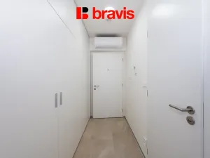 Pronájem bytu 1+kk, Brno - Zábrdovice, Příkop, 30 m2