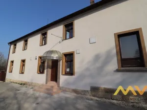 Pronájem bytu 1+kk, Hradec Králové - Nový Hradec Králové, Hlavní, 25 m2