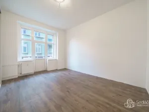 Prodej bytu 3+1, Karlovy Vary - Drahovice, Vítězná, 93 m2