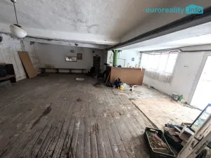 Prodej rodinného domu, Lom, 300 m2