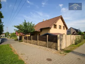 Prodej rodinného domu, Líbeznice, Školská, 186 m2