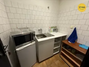 Pronájem kanceláře, Frýdek-Místek, Zámecké nám., 25 m2