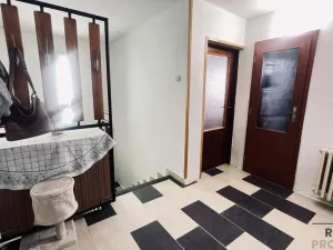 Prodej rodinného domu, Návsí, Jahodová, 240 m2