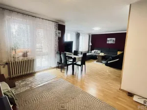 Prodej rodinného domu, Návsí, Jahodová, 240 m2