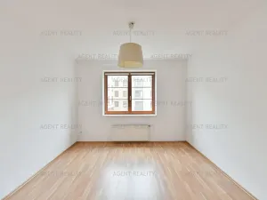 Pronájem bytu 2+kk, Praha - Břevnov, Slavníkova, 57 m2