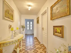 Prodej rodinného domu, Chlumec, 221 m2