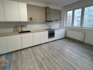 Pronájem bytu 2+kk, Praha - Krč, Neveklovská, 45 m2