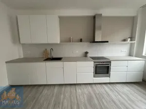 Pronájem bytu 2+kk, Praha - Krč, Neveklovská, 45 m2