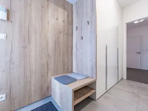 Pronájem rodinného domu, Praha - Březiněves, Skřivánčí, 157 m2