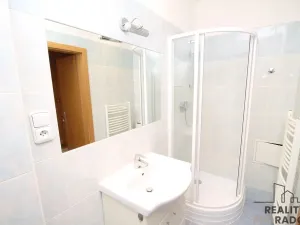 Pronájem bytu 3+kk, Praha - Vršovice, 28. pluku, 75 m2