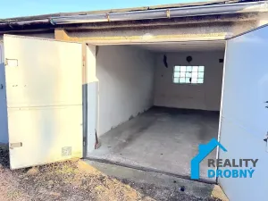 Pronájem garáže, Děčín, Cihelná, 19 m2