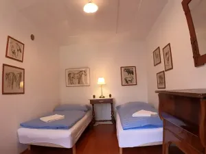 Prodej chalupy, Pecka, 300 m2