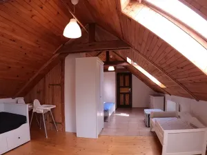 Prodej chalupy, Pecka, 300 m2