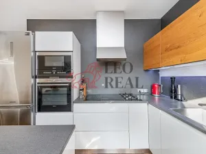 Prodej rodinného domu, Jesenice - Osnice, Hledíková, 164 m2