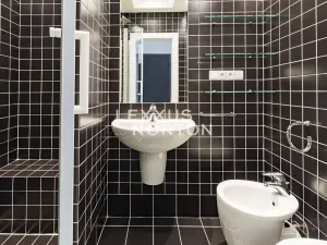 Pronájem bytu 3+1, Praha - Nové Město, Odborů, 87 m2