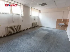 Prodej obchodního prostoru, Město Albrechtice, Míru, 1427 m2