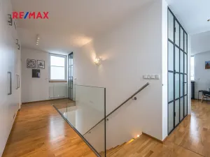 Pronájem vily, Praha - Lysolaje, 150 m2