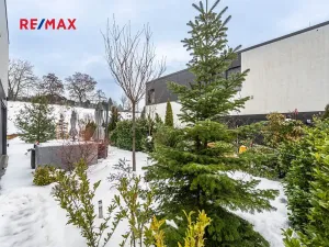 Pronájem vily, Praha - Lysolaje, 150 m2