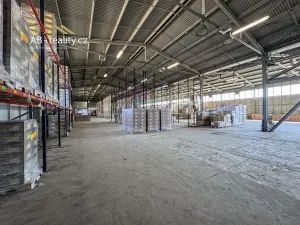 Pronájem skladu, Novosedlice, 2225 m2