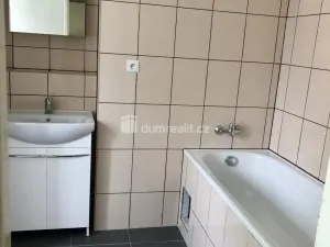 Prodej bytu 2+1, Ostrov, Jáchymovská, 56 m2