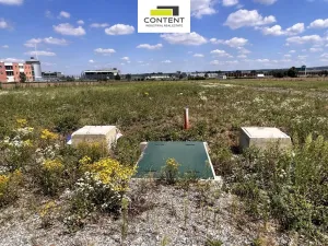 Pronájem komerčního pozemku, Nupaky, 17000 m2