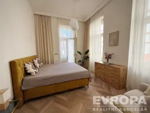 Pronájem bytu 2+kk, Praha - Vinohrady, U Zvonařky, 65 m2