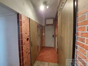 Prodej bytu 2+1, Krnov - Pod Cvilínem, SPC S, 55 m2