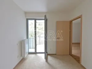 Pronájem bytu 2+kk, Praha - Žižkov, Hartigova, 39 m2