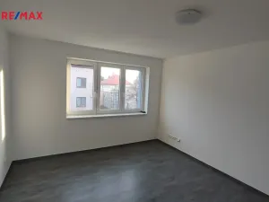Pronájem bytu 2+kk, Praha, Společná, 65 m2