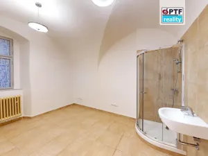 Pronájem kanceláře, Plzeň, Dominikánská, 33 m2