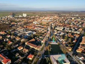 Prodej obchodního prostoru, Městec Králové, Míru, 180 m2