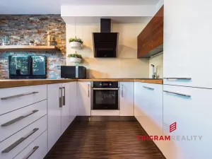 Prodej bytu 2+kk, Hradec Králové, Pouchovská, 54 m2