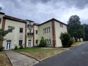 Pronájem bytu 2+kk, Milovice - Mladá, Kaštanová, 74 m2