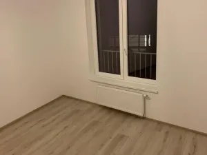 Pronájem bytu 2+kk, Pardubice - Zelené Předměstí, Pod Vinicí, 67 m2