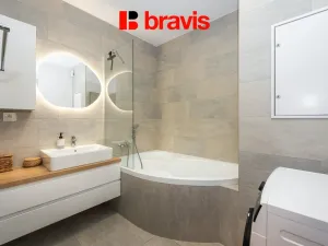 Prodej bytu 3+kk, Holubice, 97 m2