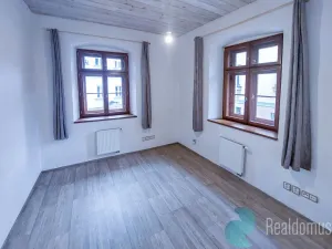 Pronájem bytu 3+kk, Tábor, Převrátilská, 57 m2