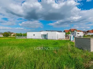 Prodej pozemku, Praha - Kbely, Ponikelská, 707 m2