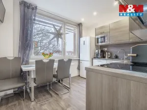 Prodej bytu 3+1, Kadaň, Golovinova, 64 m2