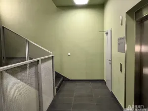 Pronájem kanceláře, Praha - Smíchov, Karla Engliše, 469 m2