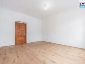 Prodej bytu 2+kk, Plzeň, Skvrňanská, 60 m2