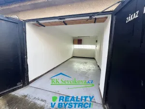 Pronájem garáže, Brno, Štouračova, 17 m2