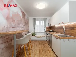 Pronájem bytu 2+1, Plzeň, Suvorovova, 53 m2