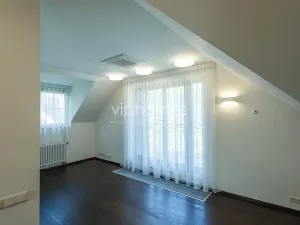 Pronájem vily, Praha - Nebušice, 335 m2