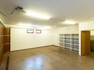 Pronájem vily, Praha - Nebušice, 335 m2