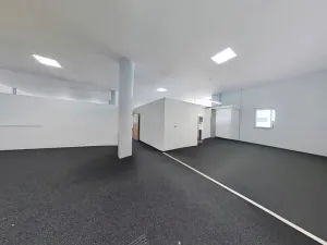 Pronájem obchodního prostoru, Jihlava, Dělnická, 860 m2