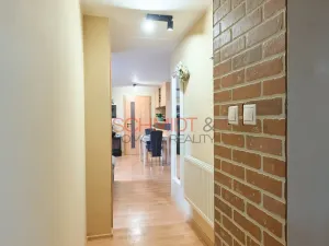 Prodej rodinného domu, Hustopeče, Šafaříkova, 190 m2