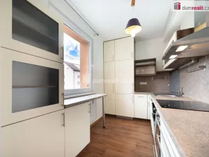 Prodej bytu 3+1, Lhenice, Sídliště SNP, 72 m2