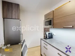 Pronájem bytu 2+1, Zlín, M. Knesla, 56 m2